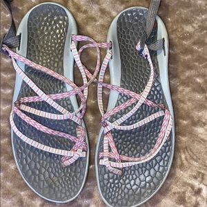 women’s backless chaco’s